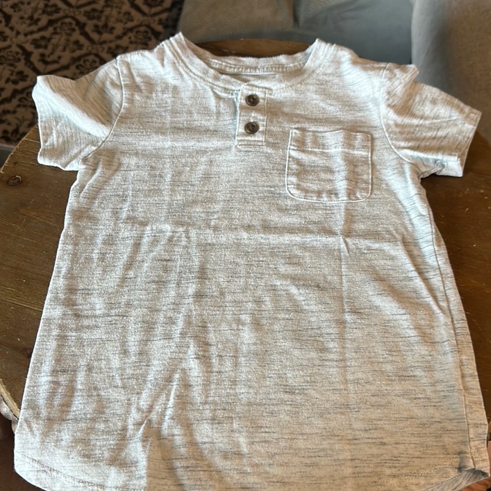 Cat & Jack 4T shirt.